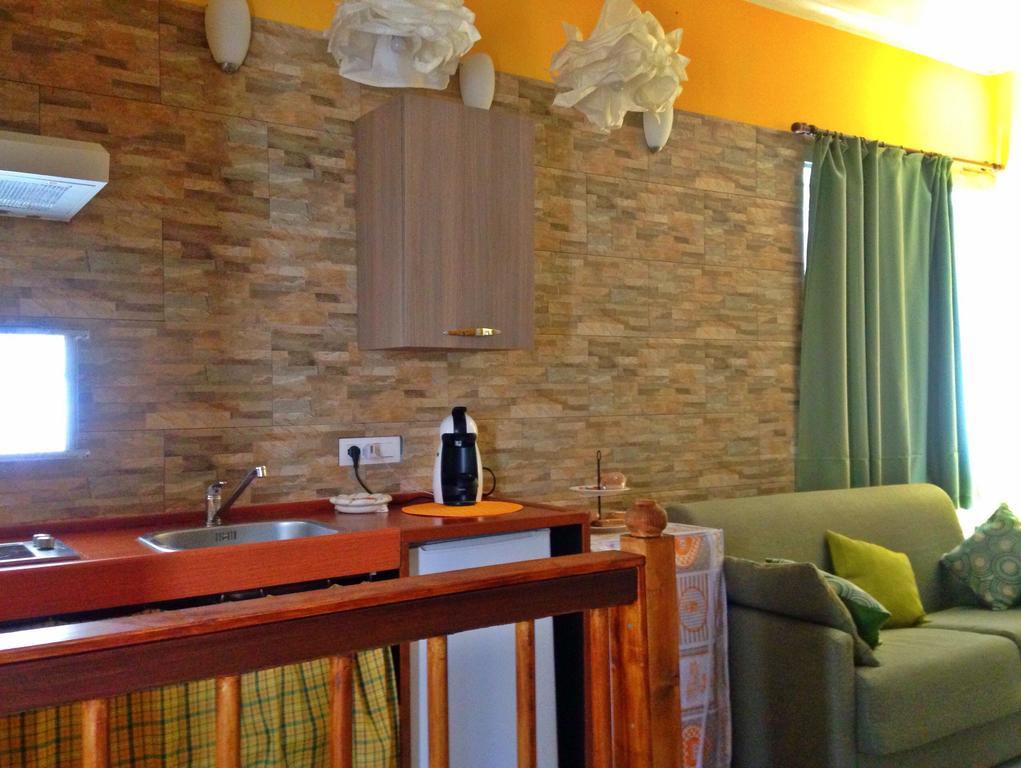 Bed and Breakfast San Nicolo House Aci Catena Экстерьер фото